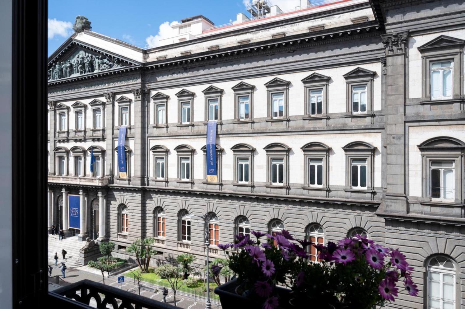 Dimora Angioina Hotell Neapel Exteriör bild